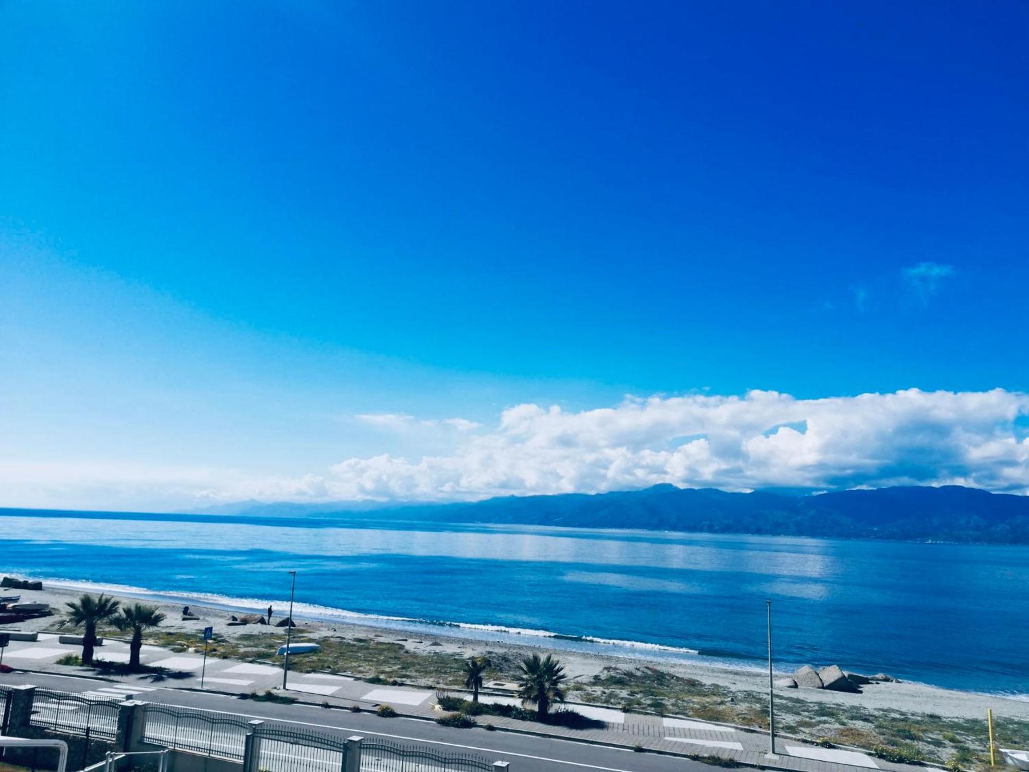 Villa Pina 2 Reggio di Calabria Eksteriør bilde